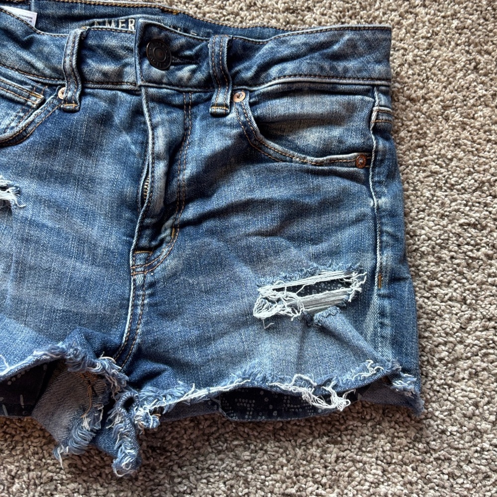 Bandana-Pocket Shorts - Picture 3 of 6